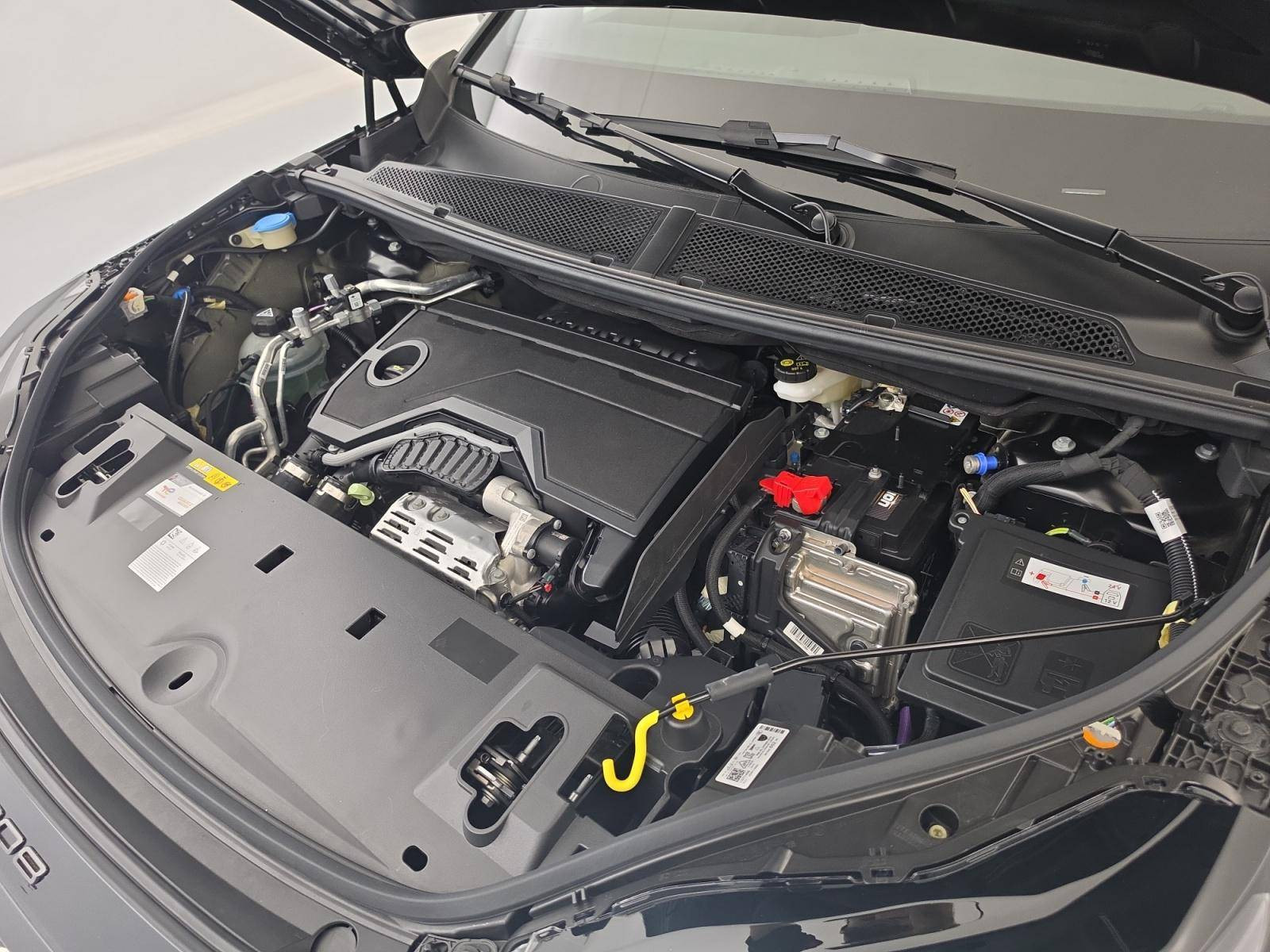 Vente en ligne Peugeot 5008  Hybrid 145 ch e-DCS6 au prix de 32 990 €