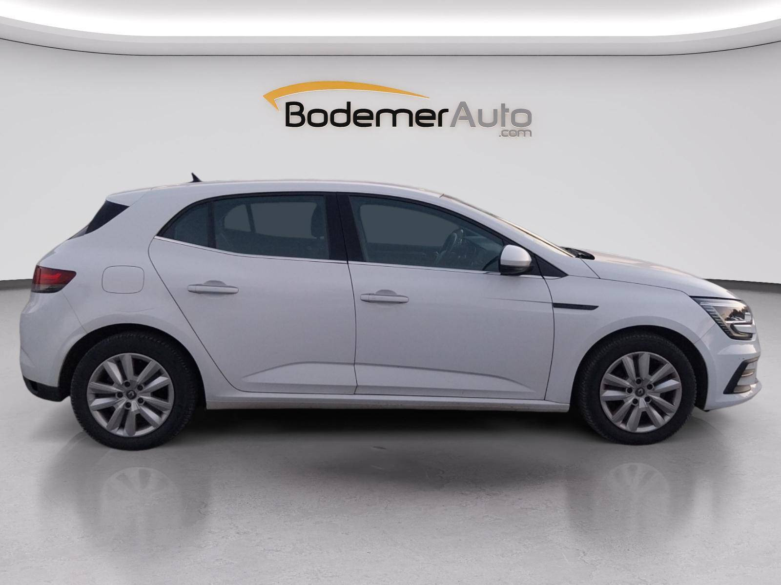 Vente en ligne Renault Megane 4 Mégane IV Berline Blue dCi 115 - 20 au prix de 12 990 €