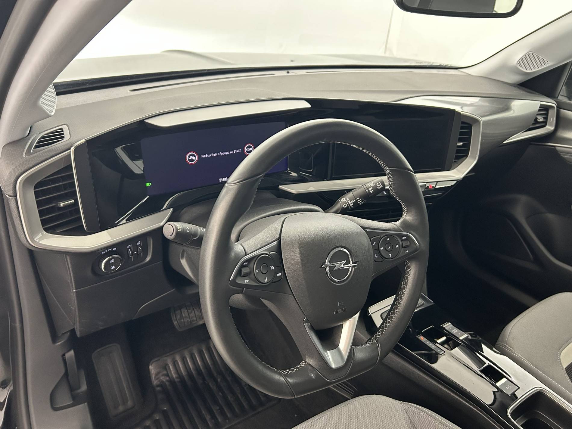 Vente en ligne Opel Mokka-e  136 ch & Batterie 50 kWh au prix de 15 490 €