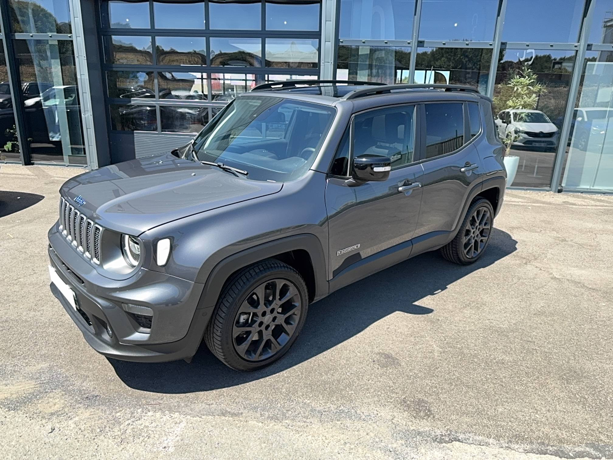 Jeep Renegade  1.3 Turbo T4 190 ch PHEV BVA6 4xe eAWD occasion de 2023 en vente à Angers