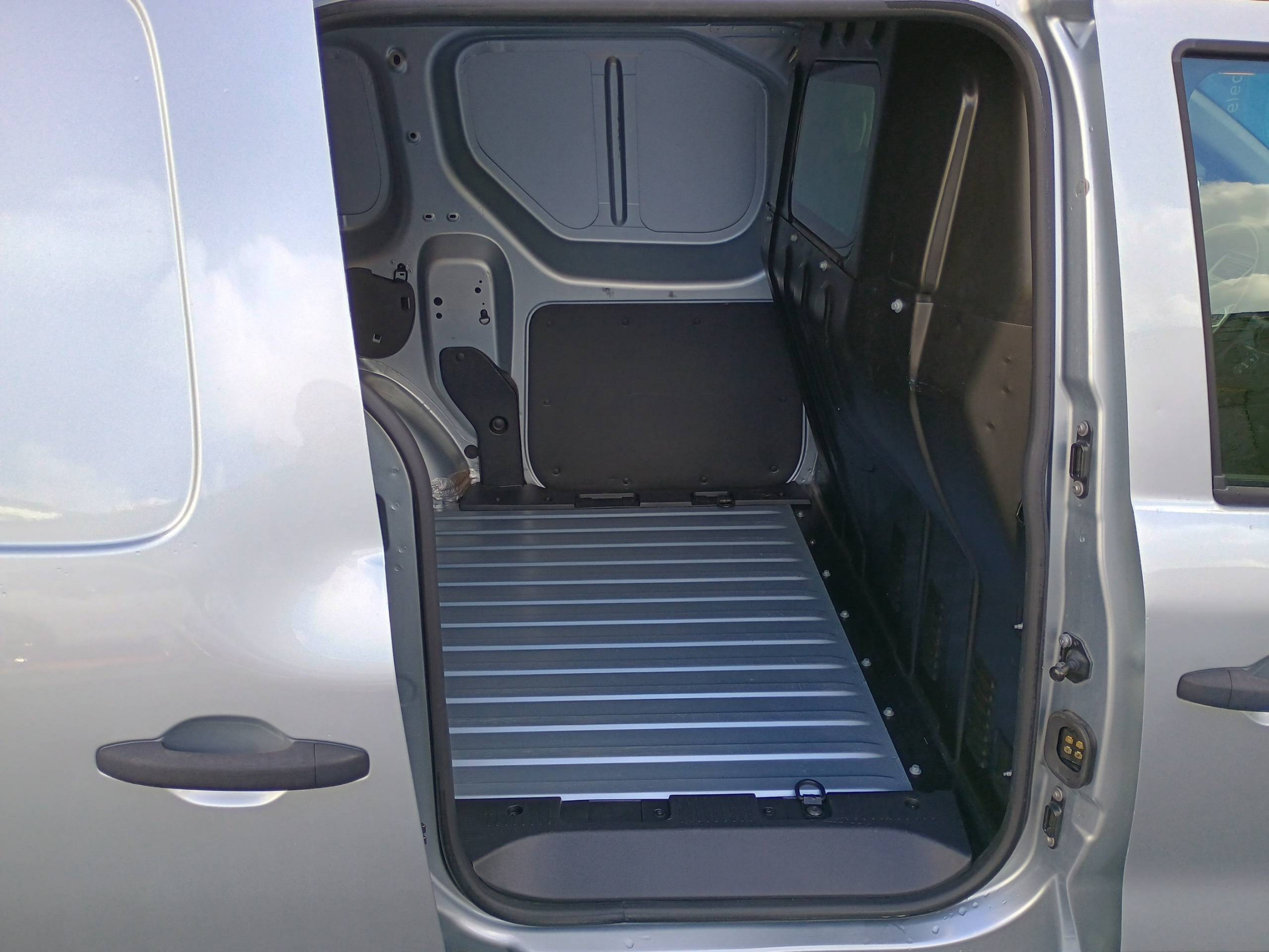 Vente en ligne Renault Express Van  TCE 100 au prix de 11 900 €