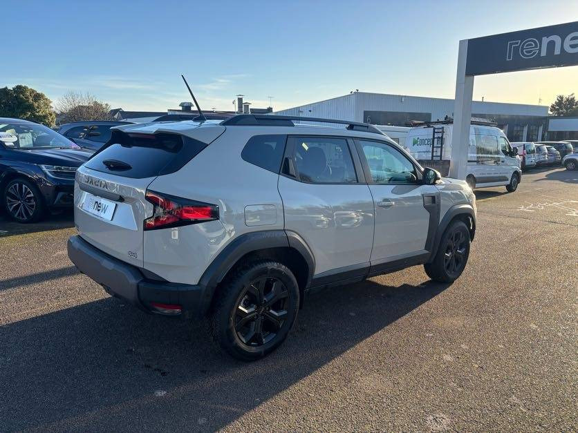 Vente en ligne Dacia Duster  Hybrid-G 150 4x4 au prix de 30 490 €