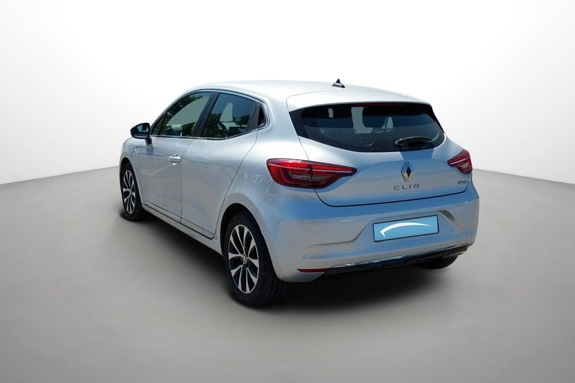Vente en ligne Renault Clio 5 Clio E-Tech 140 - 21N au prix de 14 990 €