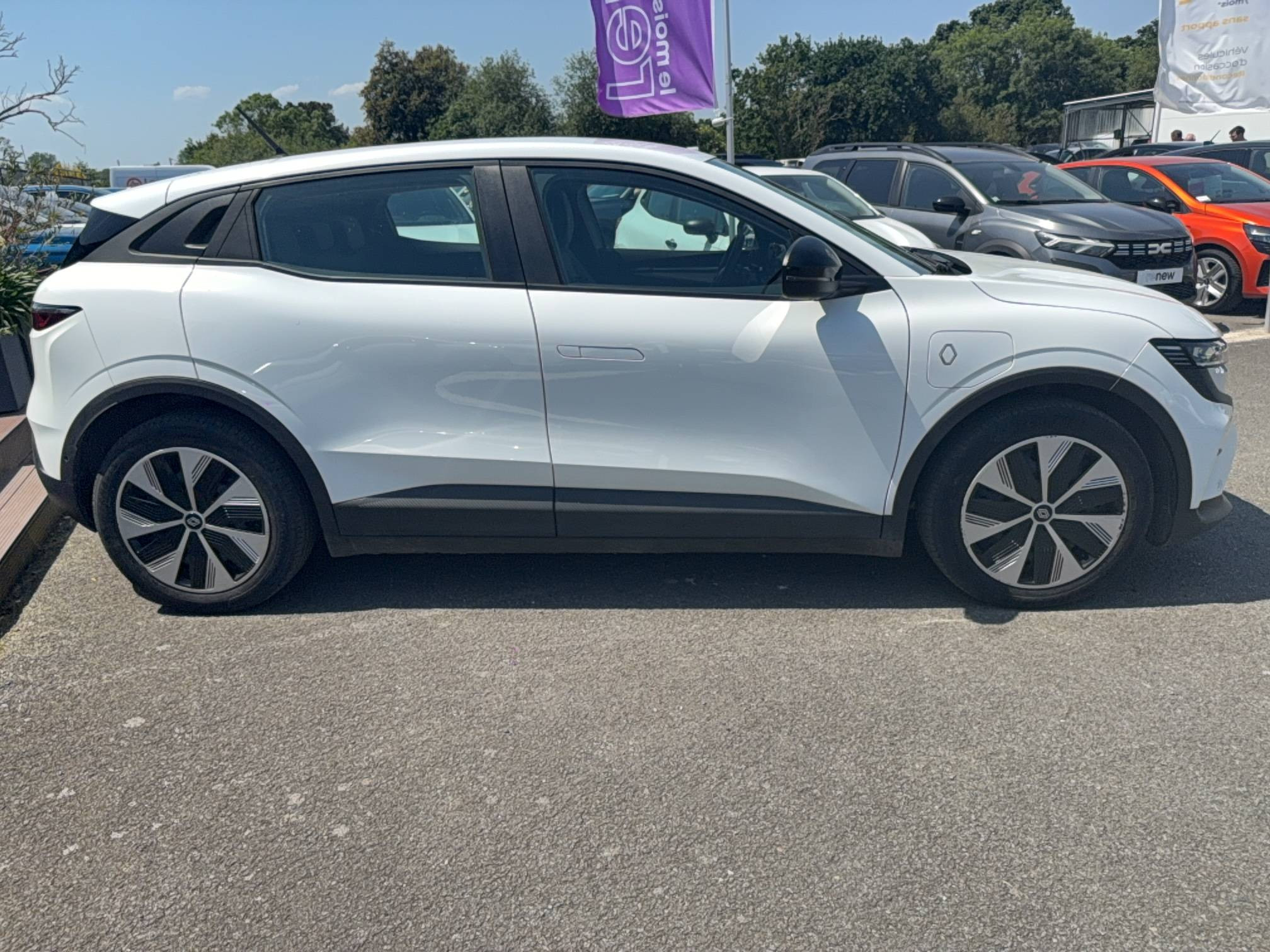 Vente en ligne Renault Megane E-Tech  EV60 130ch optimum charge au prix de 24 990 €
