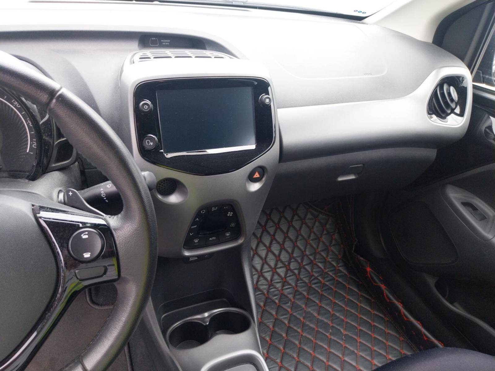 Vente en ligne Toyota Aygo Aygo 1.0 VVT-i x-shift au prix de 12 990 €