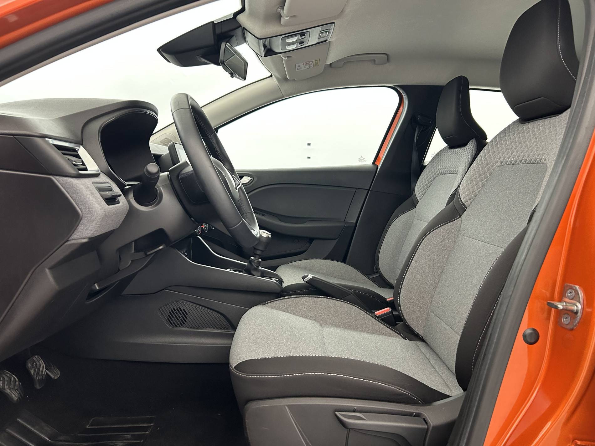 Vente en ligne Renault Clio 5 Clio TCe 90 au prix de 15 490 €