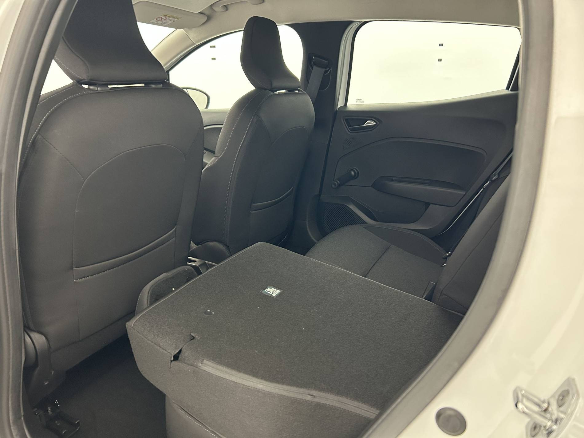 Vente en ligne Renault Clio 5 Clio Blue dCi 100 - 21N au prix de 14 490 €