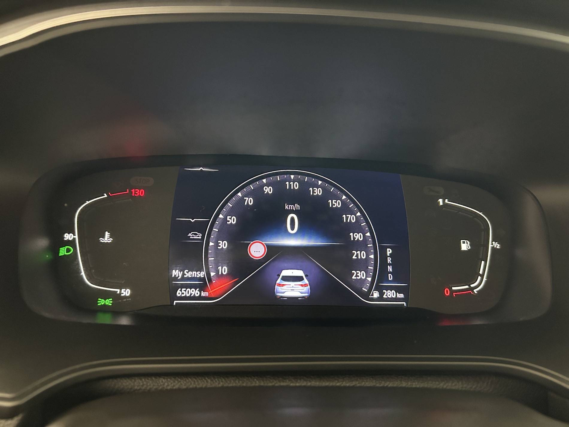 Vente en ligne Renault Megane 4  Blue dCi 115 EDC au prix de 19 690 €