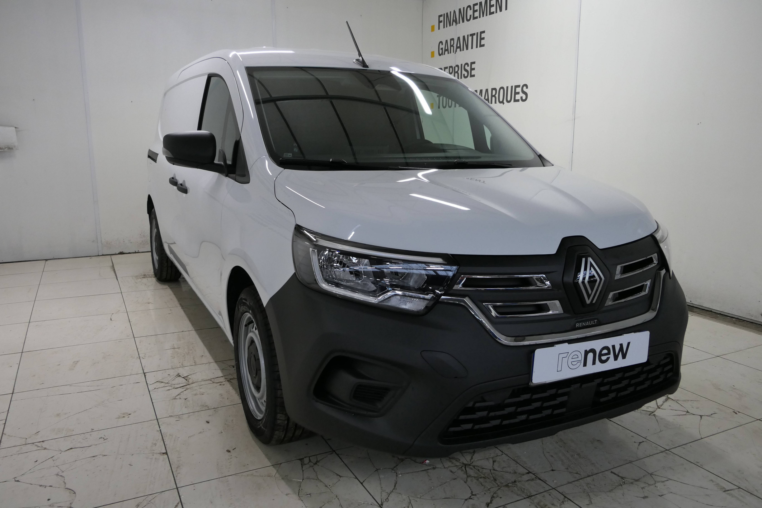 Vente en ligne Renault Kangoo Van E-Tech  FG TOLE L2 AC11 GSR2 au prix de 29 490 €