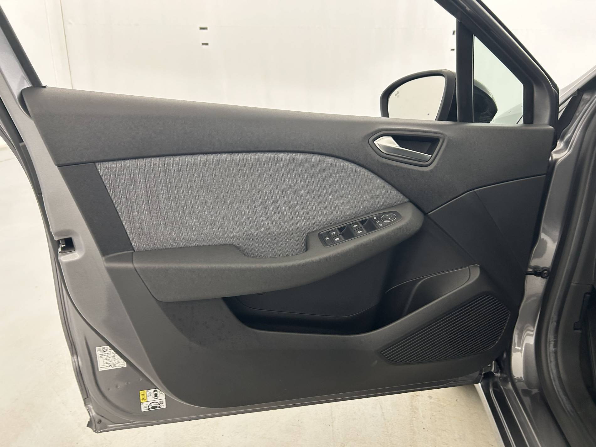 Vente en ligne Renault Clio 5 Clio E-Tech full hybrid 145 au prix de 19 990 €