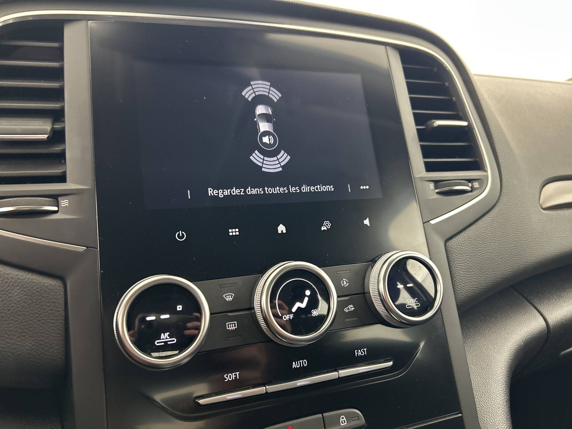 Vente en ligne Renault Megane 4 Estate Mégane IV Estate Blue dCi 115 - 21N au prix de 12 890 €