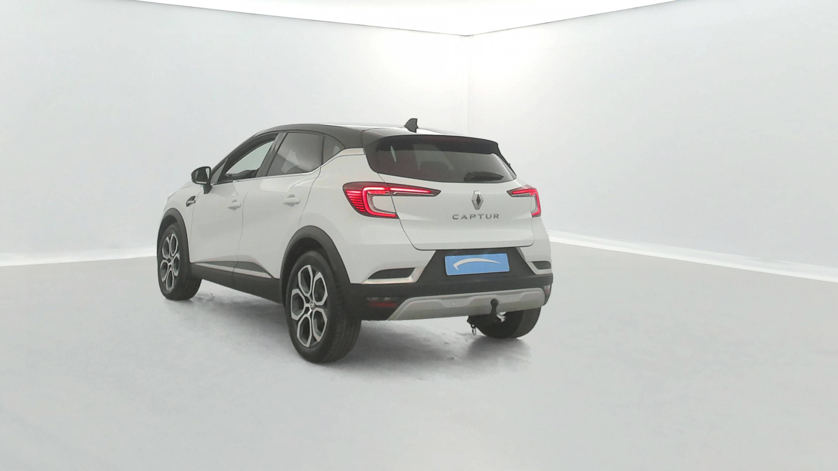 Vente en ligne Renault Captur  mild hybrid 160 EDC au prix de 19 990 €