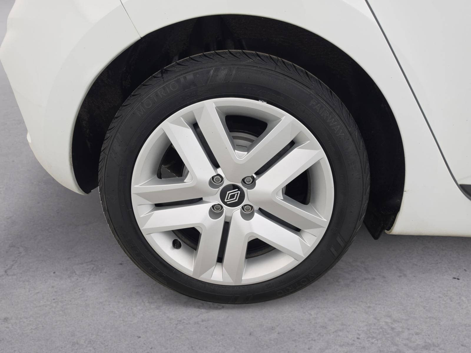 Vente en ligne Renault Clio 5 Clio E-Tech full hybrid 145 au prix de 16 490 €