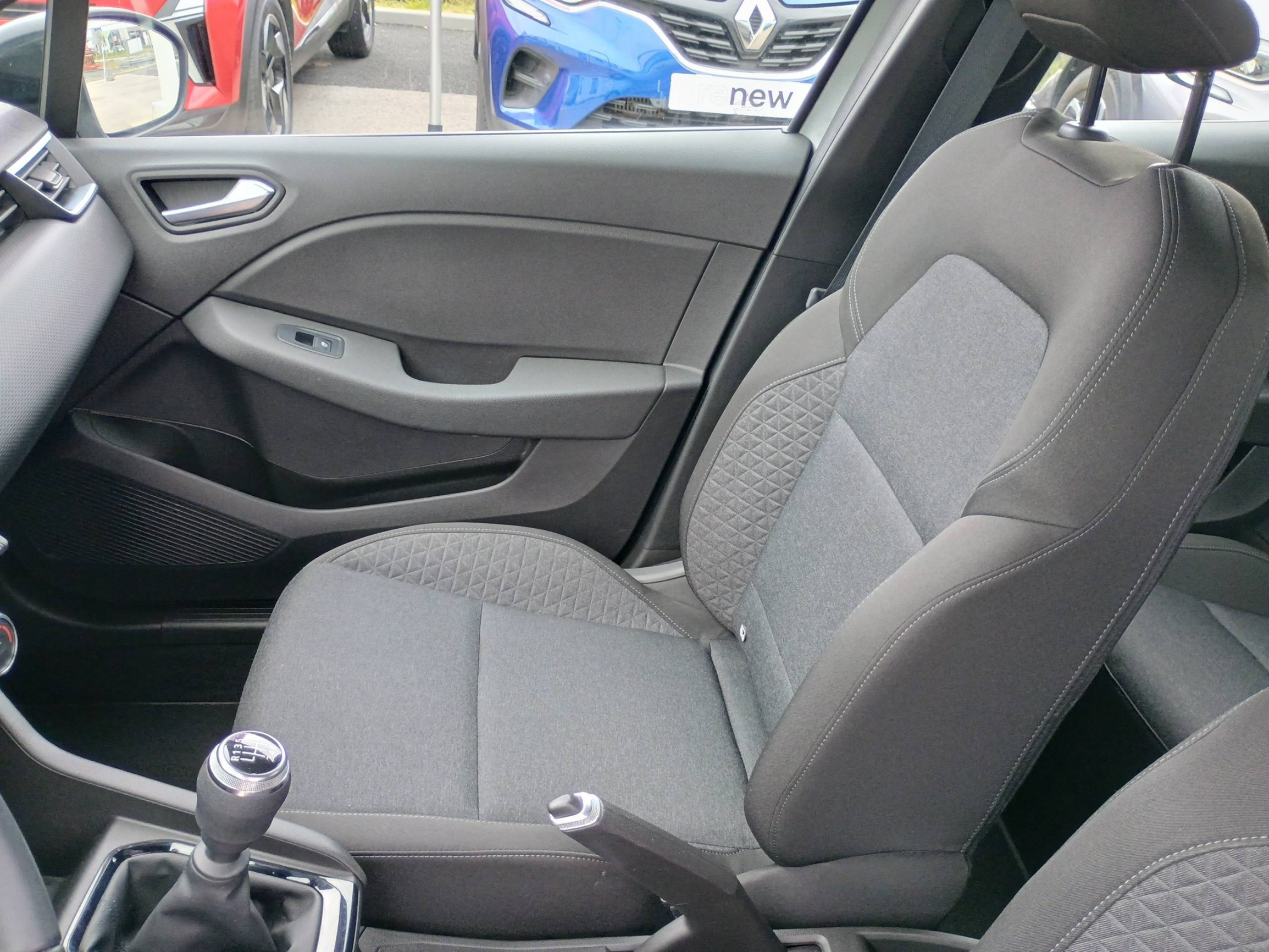 Vente en ligne Renault Clio 5 Clio TCe 90 au prix de 13 790 €