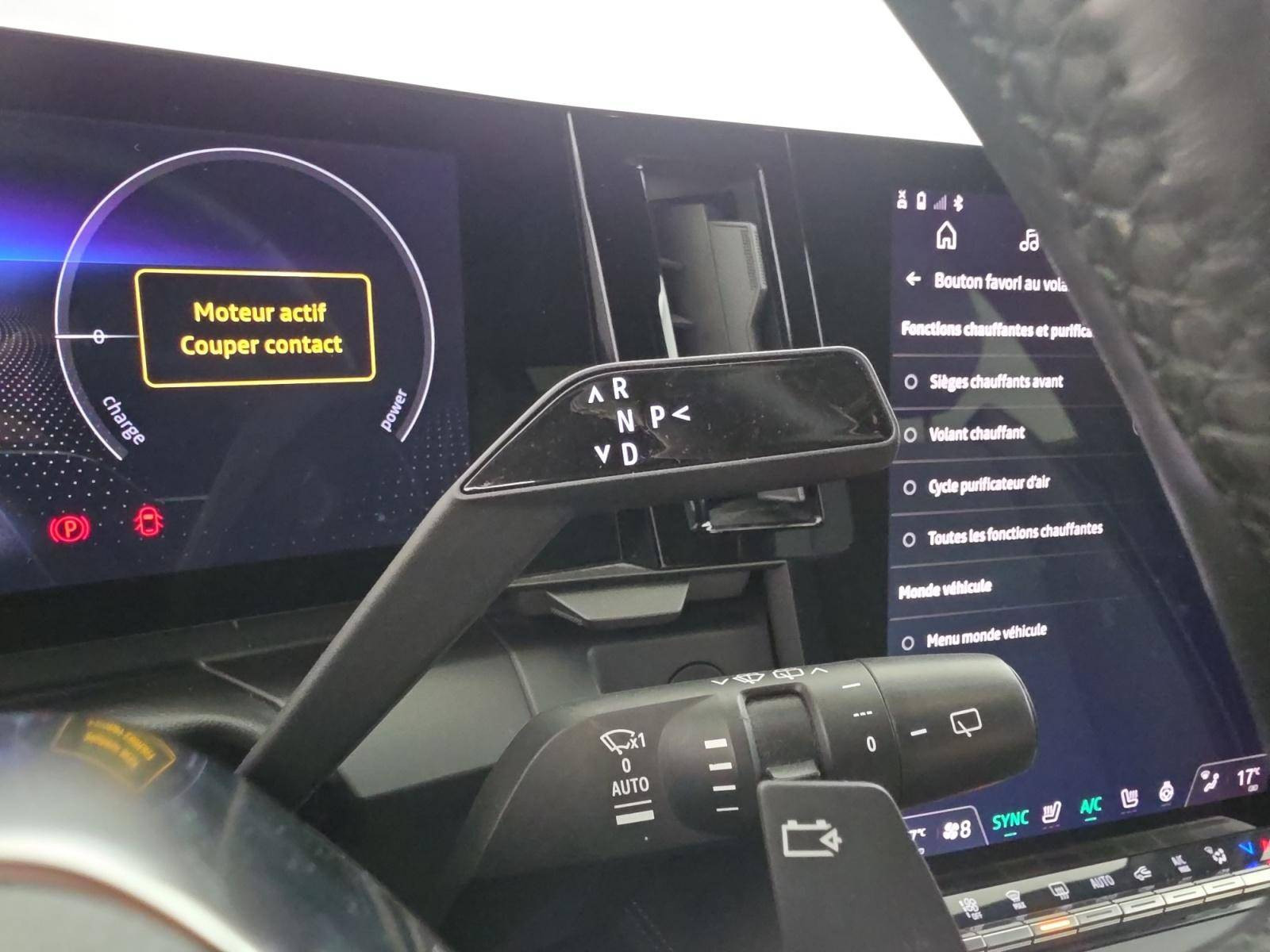 Vente en ligne Renault Megane E-Tech  EV60 220 ch super charge au prix de 28 900 €