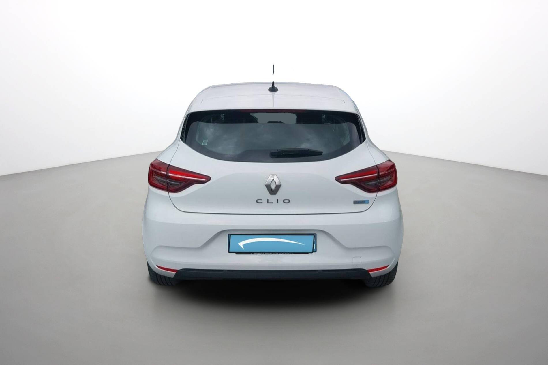 Vente en ligne Renault Clio 5 Clio E-Tech 140 - 21N au prix de 16 590 €