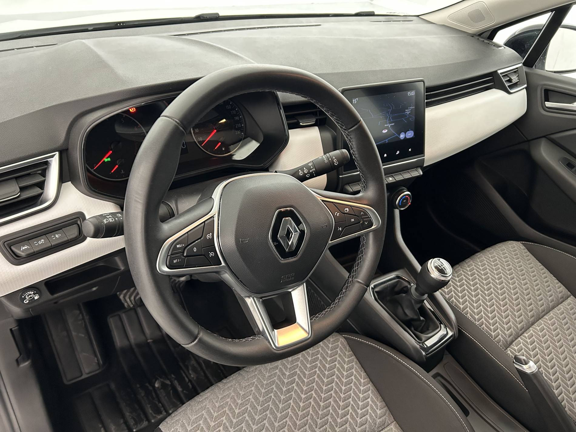 Vente en ligne Renault Clio 5 Clio TCe 100 GPL au prix de 13 690 €