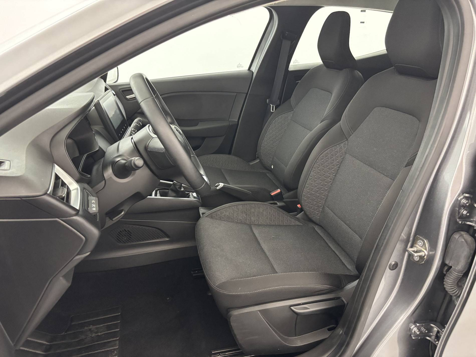Vente en ligne Renault Clio 5 Clio TCe 90 au prix de 14 990 €