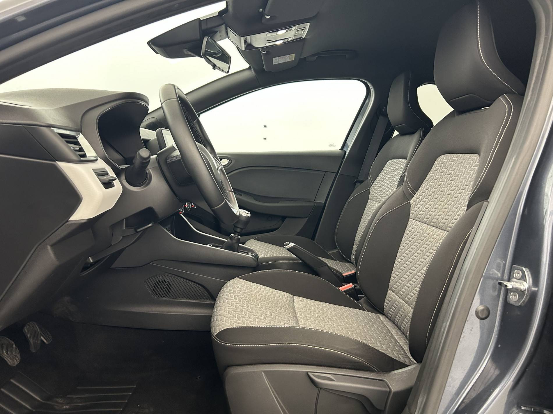 Vente en ligne Renault Clio 5 Clio TCe 90 - 21N au prix de 14 640 €