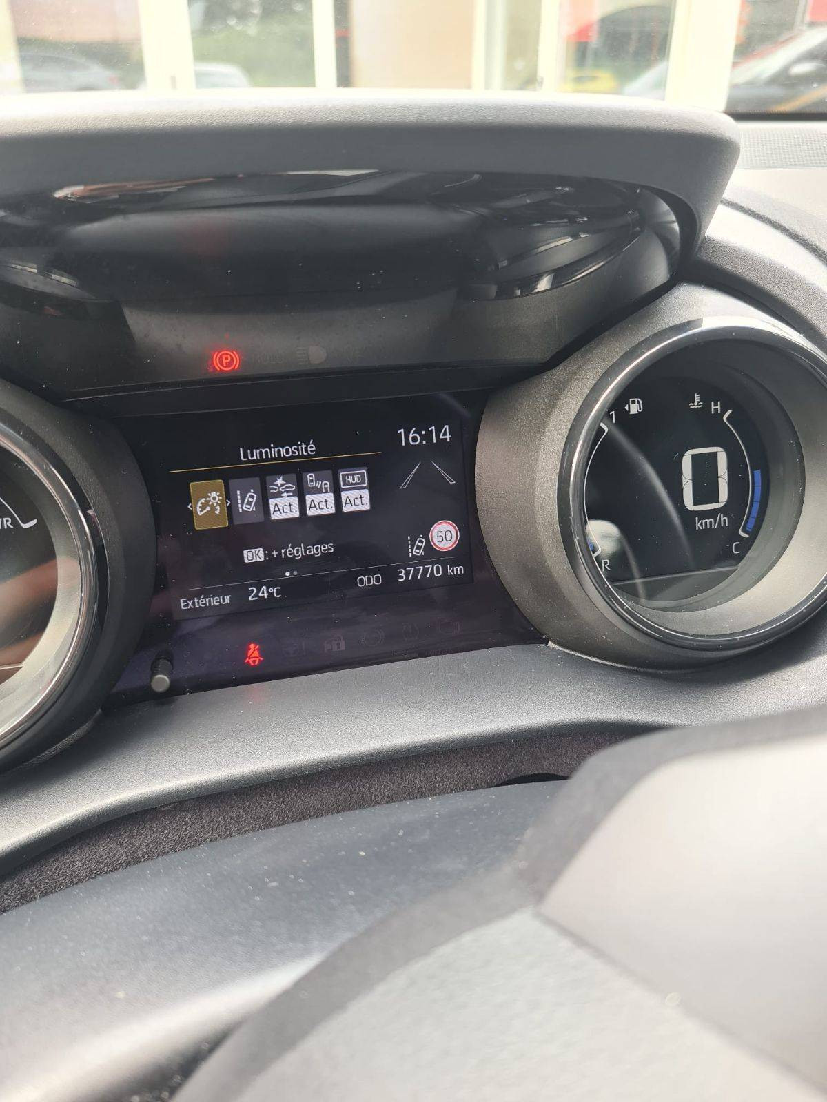 Vente en ligne Toyota Yaris Yaris Hybride 116h au prix de 18 490 €