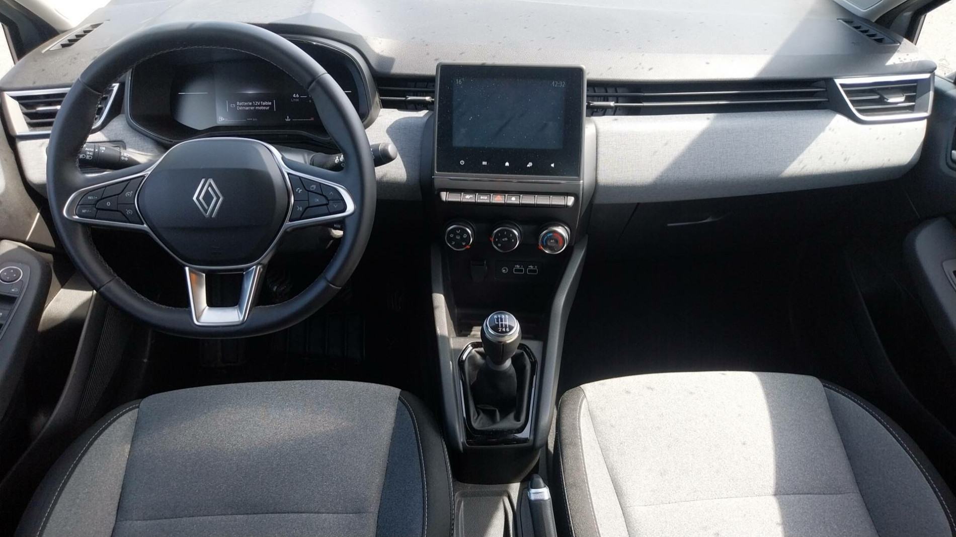 Vente en ligne Renault Clio 5 Clio Blue dCi 100 ch GSR2 au prix de 18 990 €