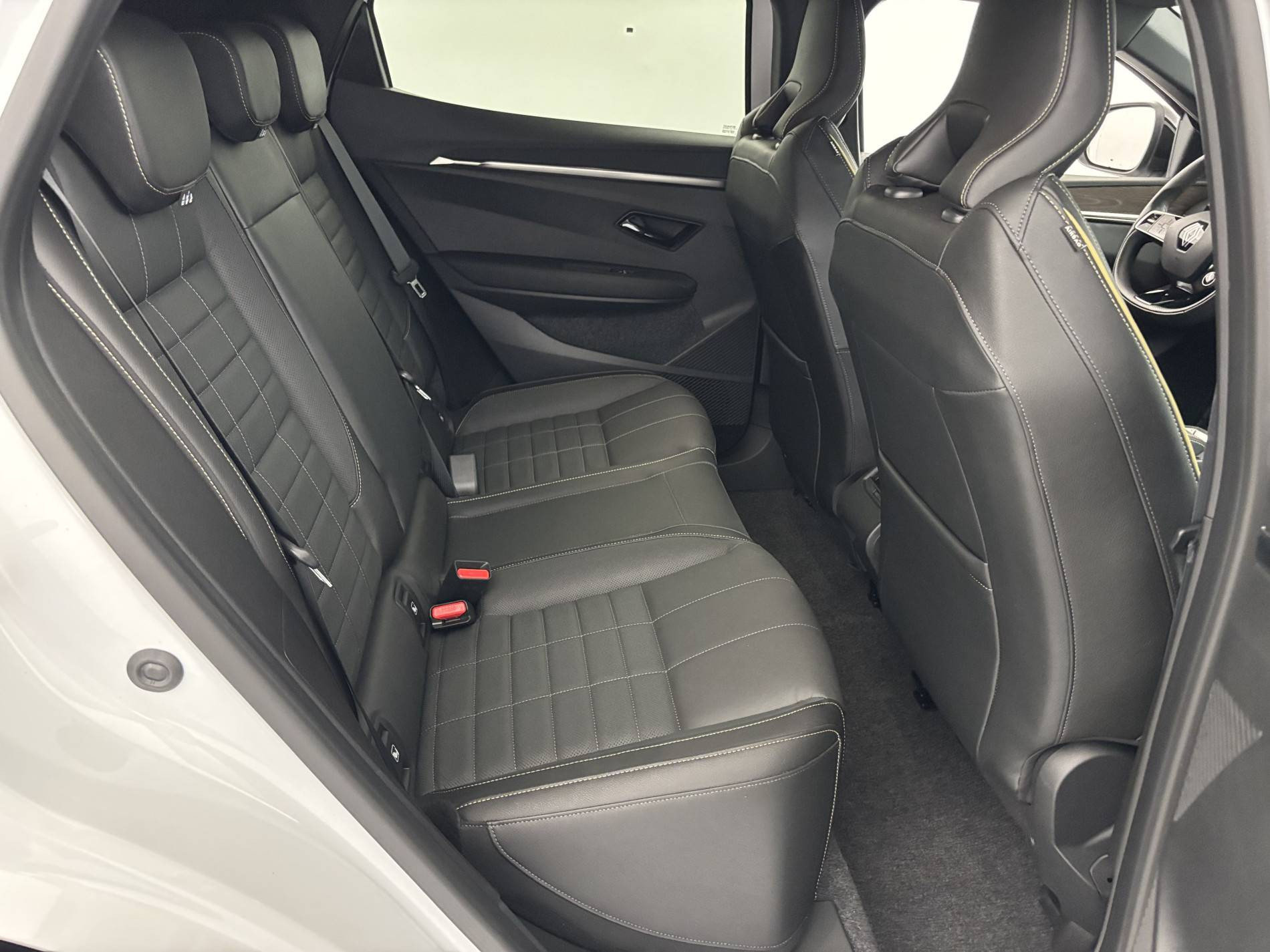 Vente en ligne Renault Megane E-Tech  EV60 220 ch super charge au prix de 26 990 €