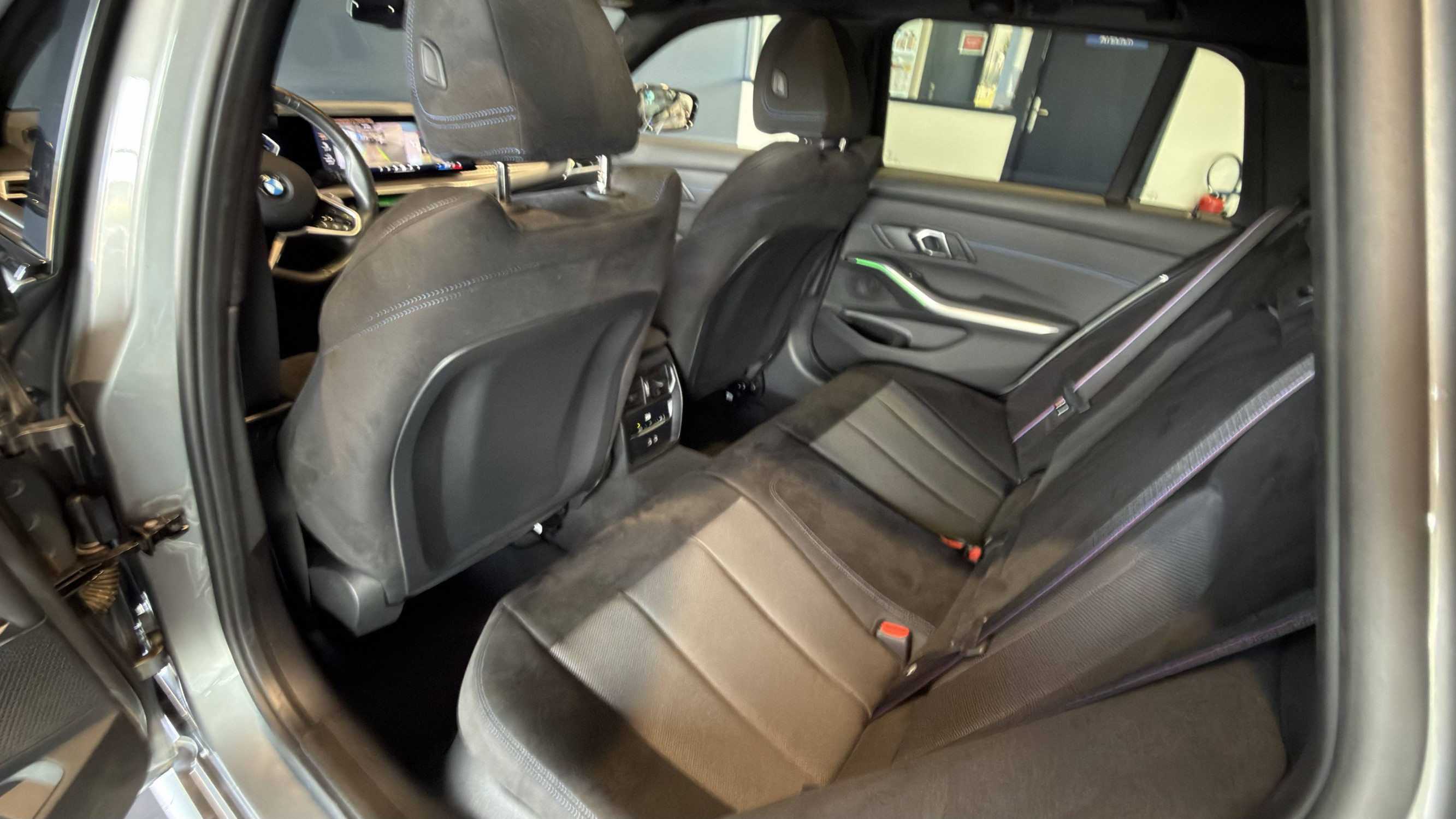 Vente en ligne Bmw Série 3 Touring Touring 330d xDrive 286 ch BVA8 au prix de 53 990 €