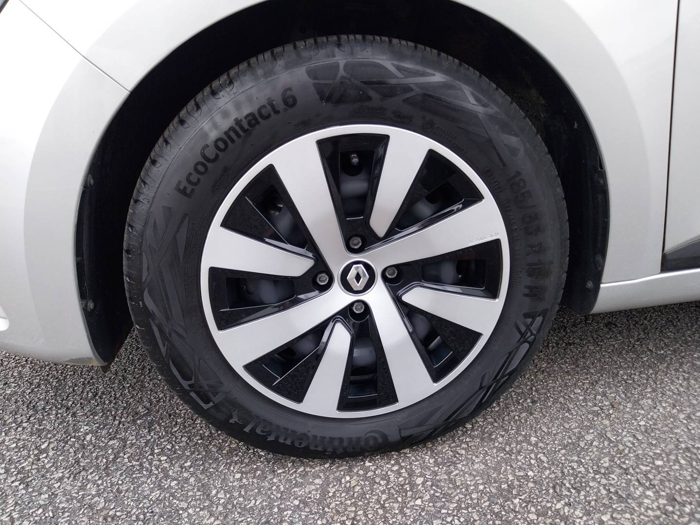 Vente en ligne Renault Clio 5 Clio TCe 90 au prix de 13 990 €