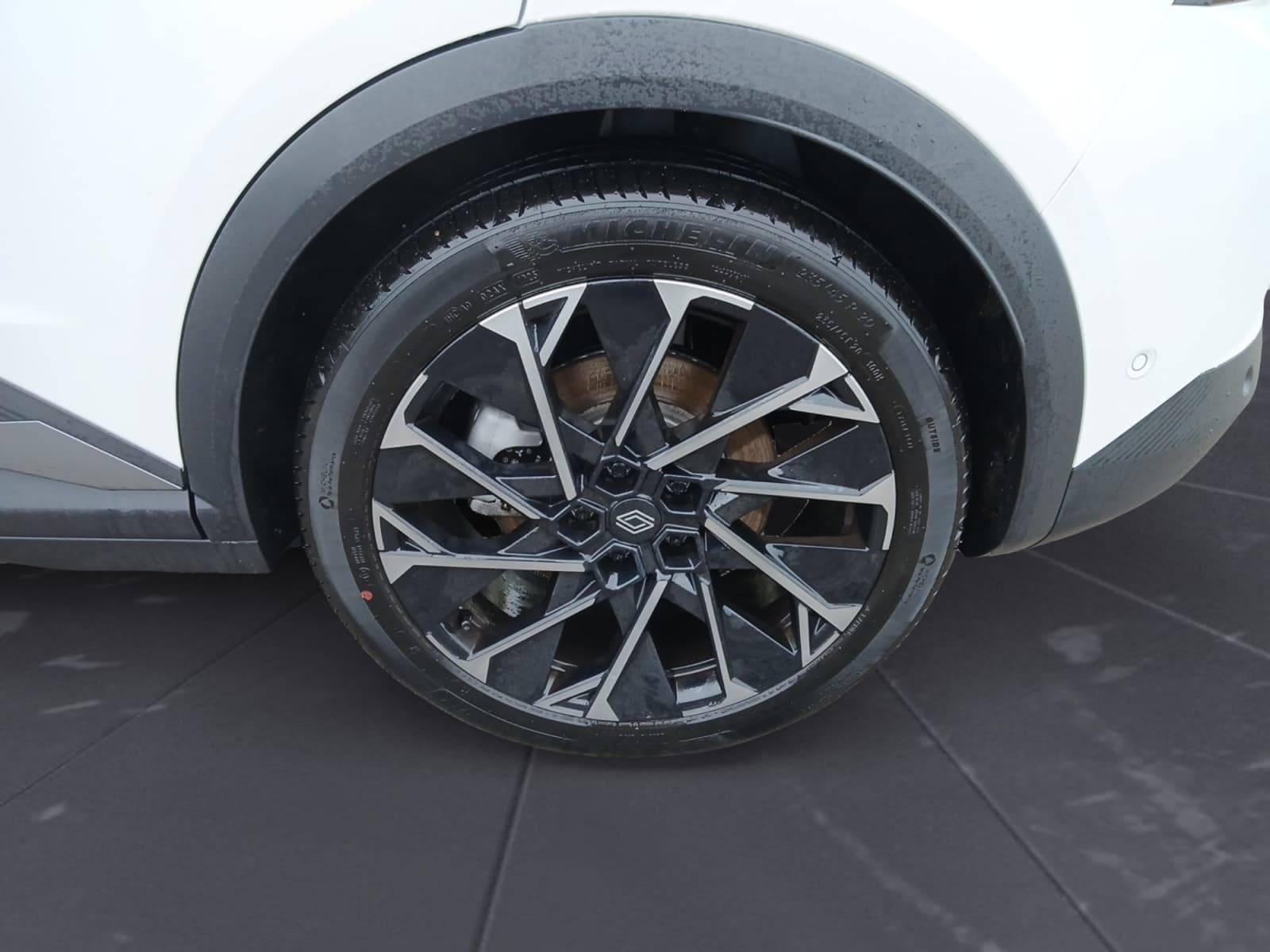 Vente en ligne Renault Scenic E-Tech  220 ch grande autonomie au prix de 41 900 €