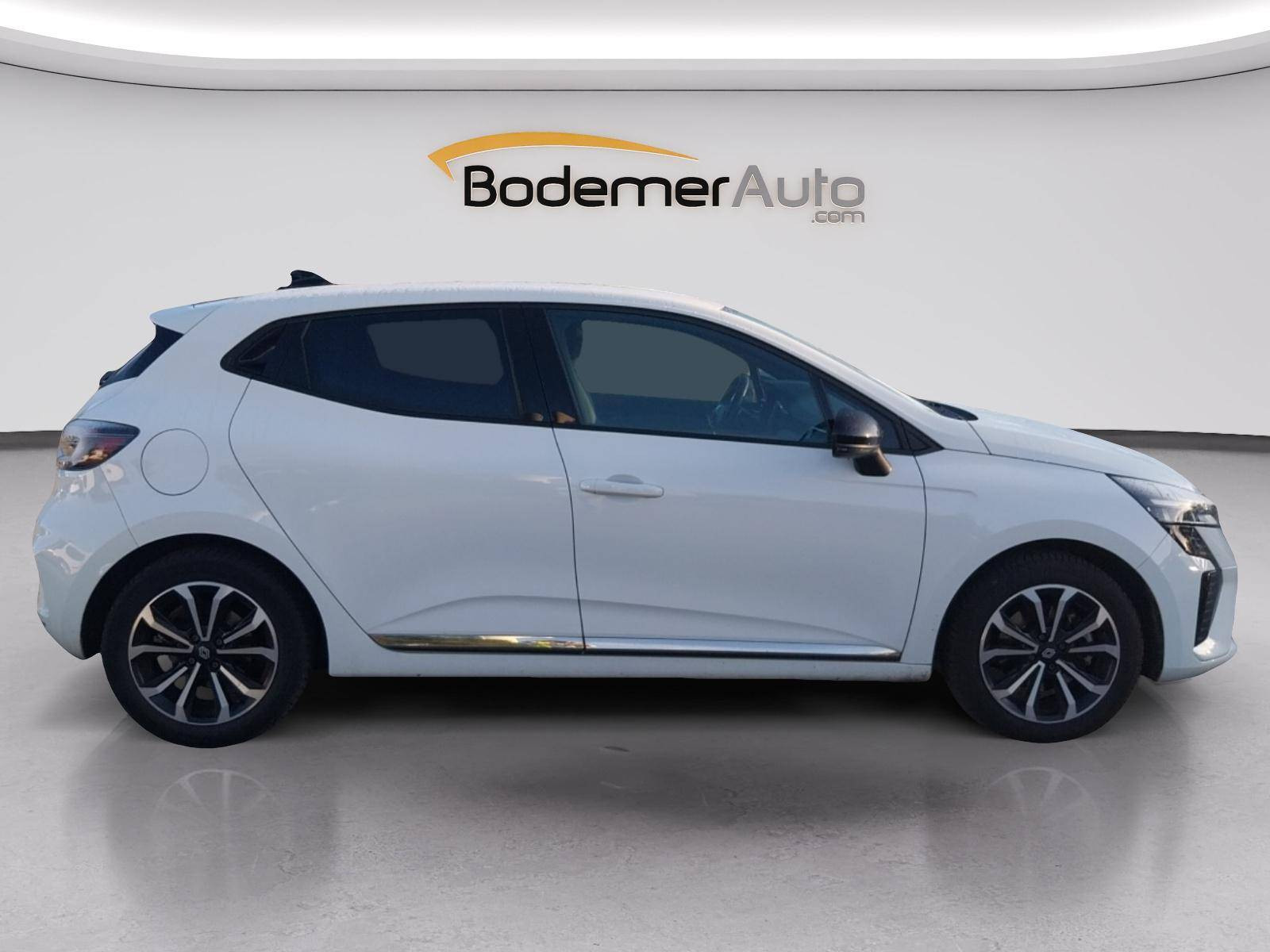 Vente en ligne Renault Clio 5 Clio E-Tech full hybrid 145 ch GSR2 au prix de 16 980 €