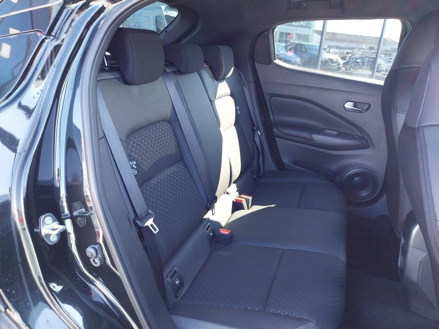 Vente en ligne Nissan Juke  HYBRID 143 au prix de 28 990 €