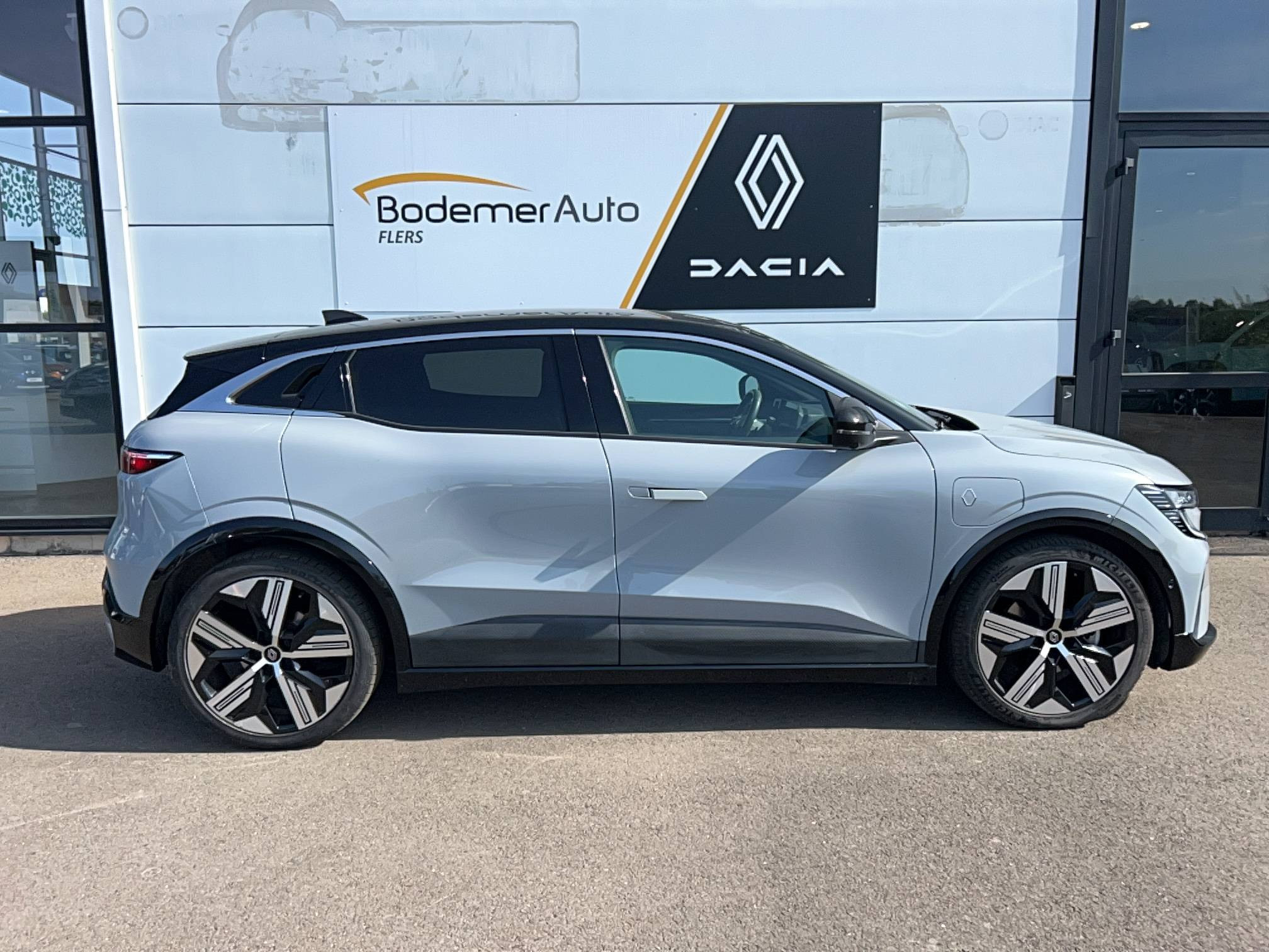 Vente en ligne Renault Megane E-Tech  EV60 220 ch optimum charge au prix de 28 780 €