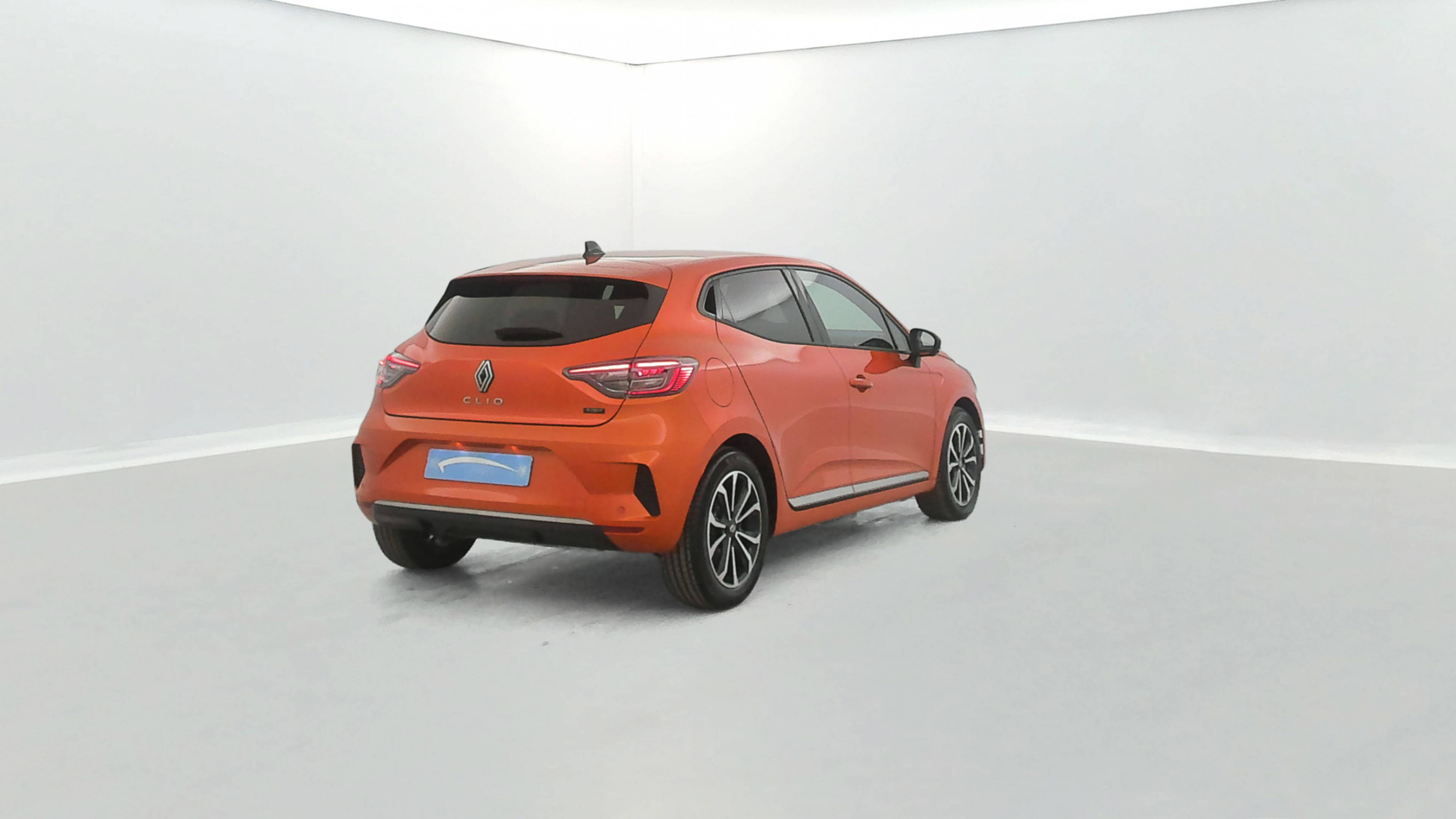 Vente en ligne Renault Clio 5 Clio E-Tech full hybrid 145 au prix de 18 990 €