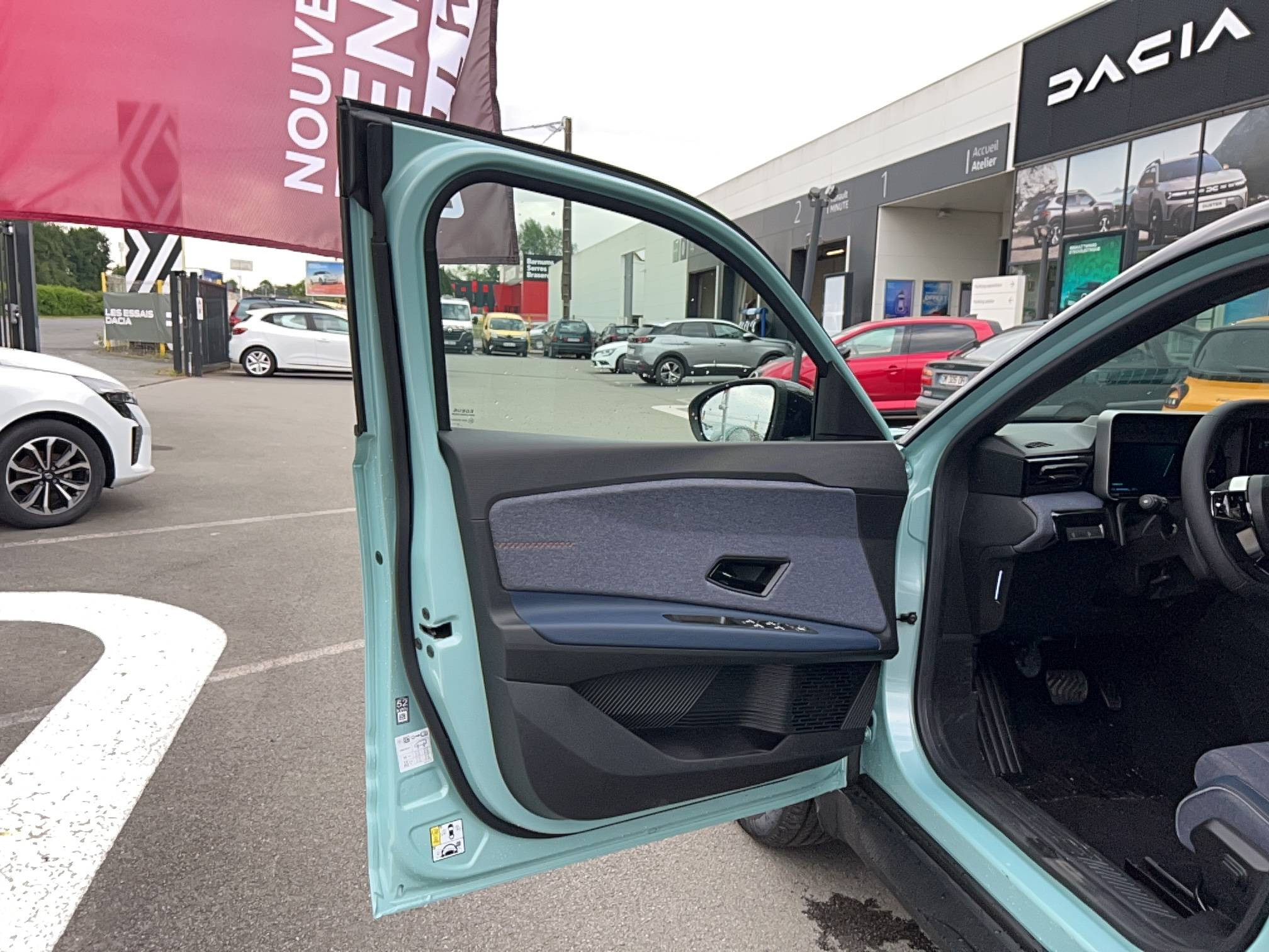 Vente en ligne Renault R4 E-Tech  150 ch autonomie confort au prix de 36 990 €