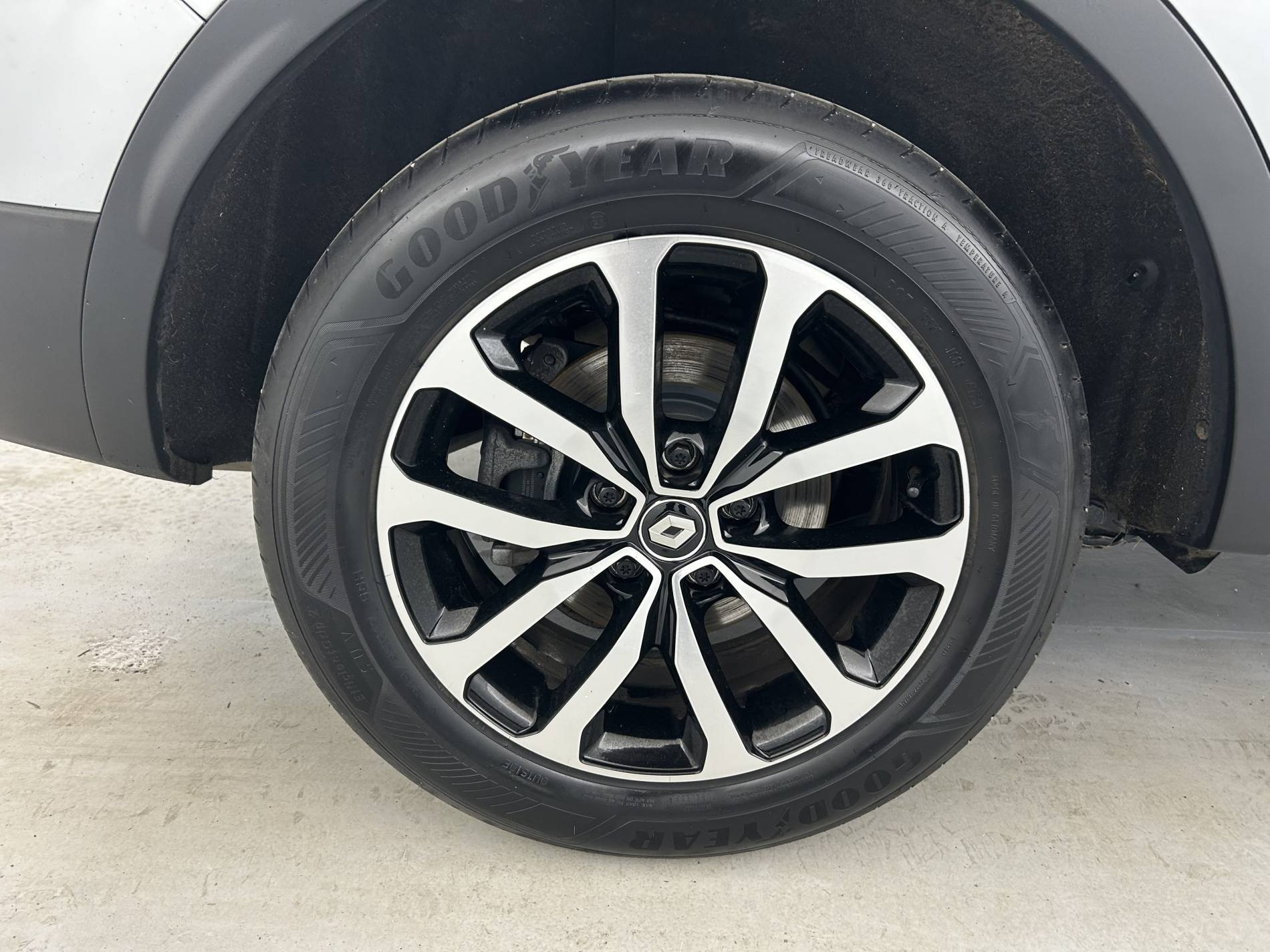 Vente en ligne Renault Kadjar  Blue dCi 115 au prix de 13 490 €