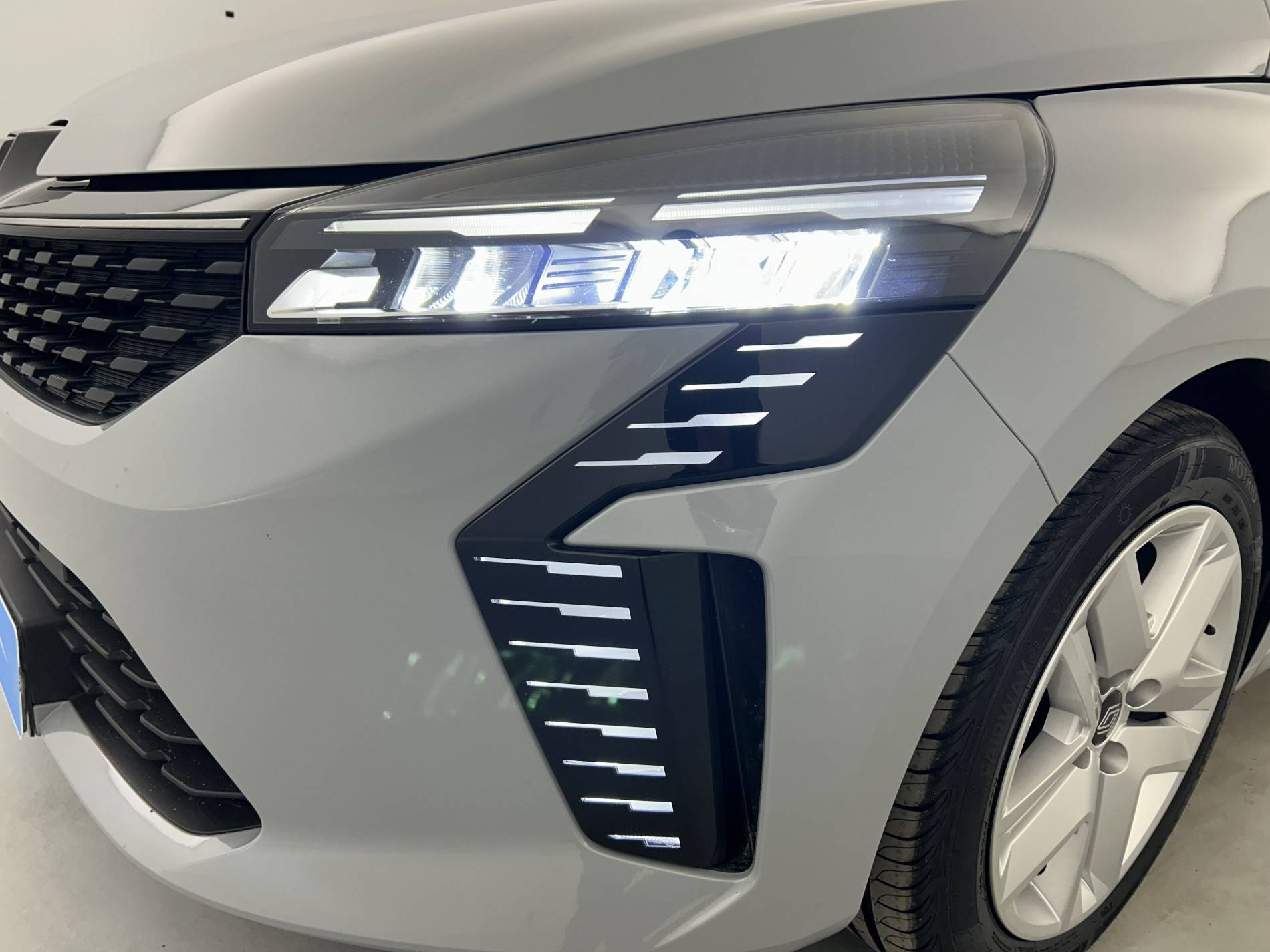 Vente en ligne Renault Clio 5 Clio E-Tech full hybrid 145 ch GSR2 au prix de 19 800 €