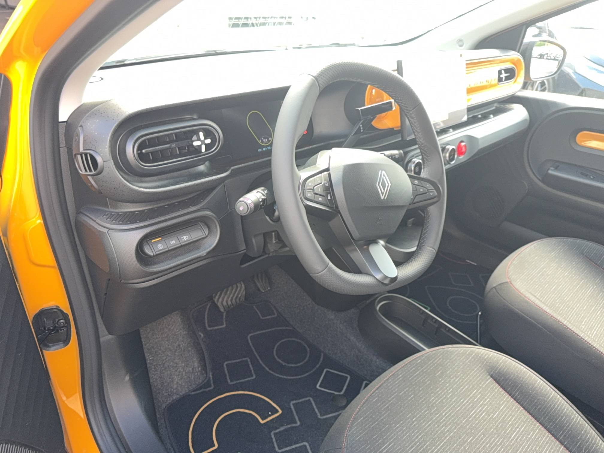 Vente en ligne Renault Twingo Electrique  80 ch autonomie urbaine au prix de 18 370 €