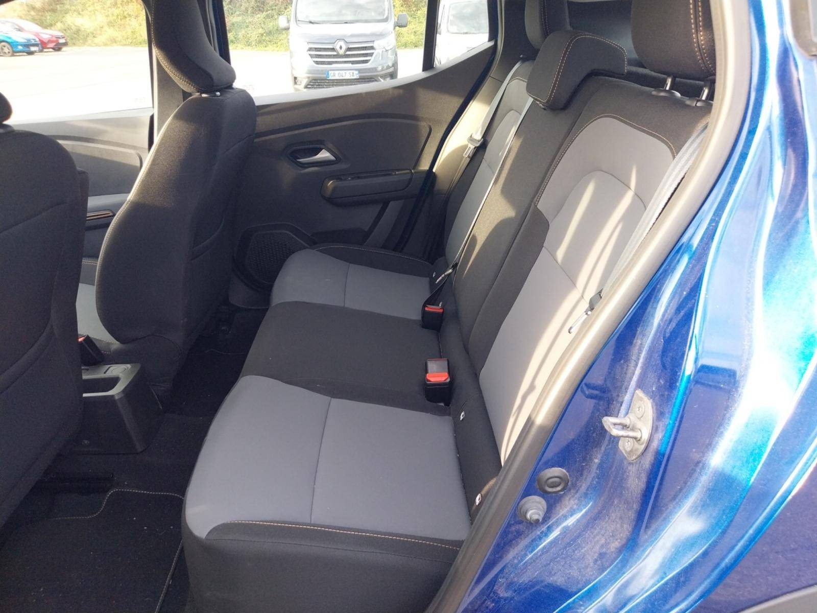 Vente en ligne Dacia Sandero  ECO-G 100 au prix de 15 900 €