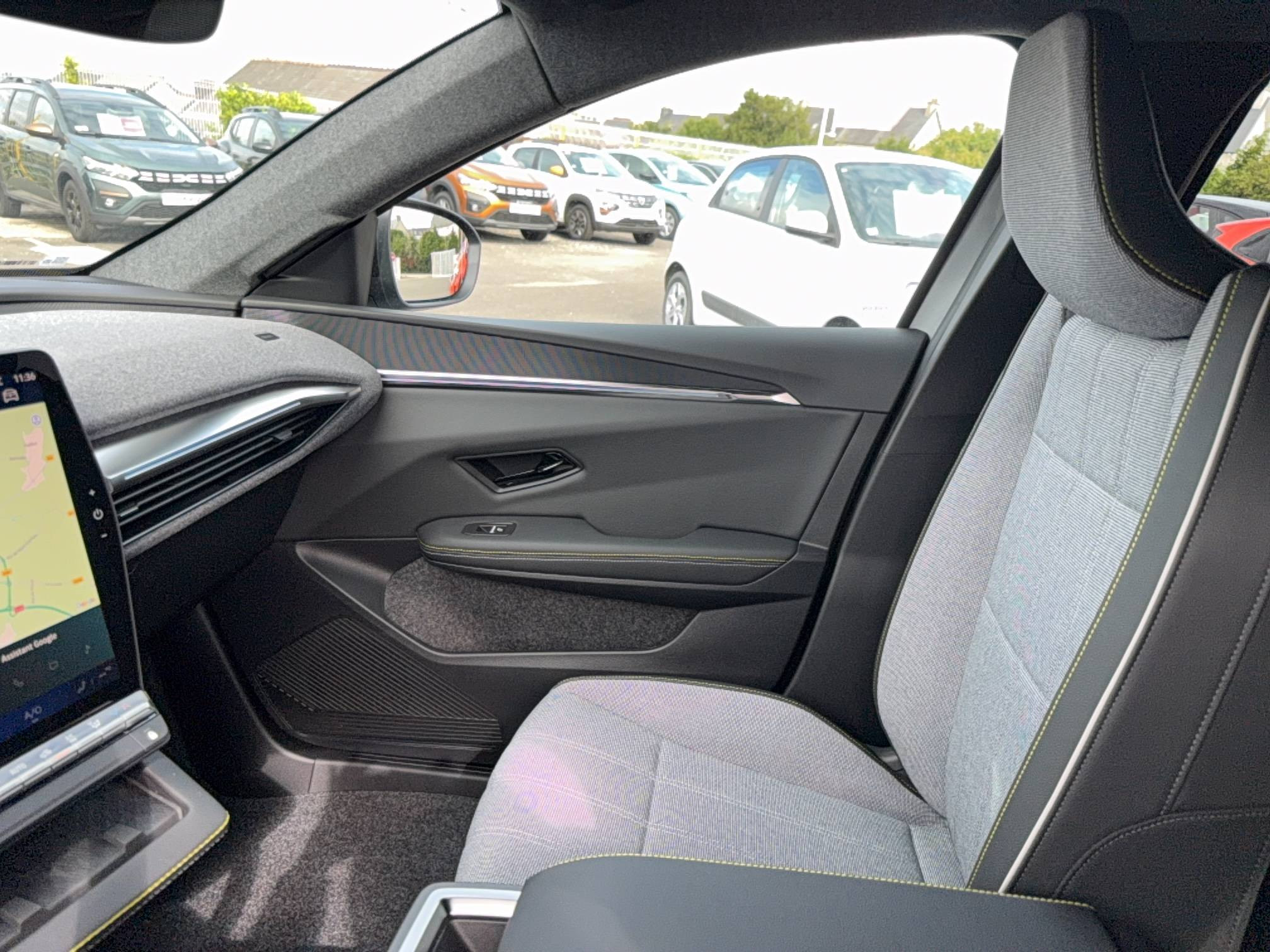 Vente en ligne Renault Scenic E-Tech Scenic E-Tech électrique 220 ch grande autonomie au prix de 46 990 €