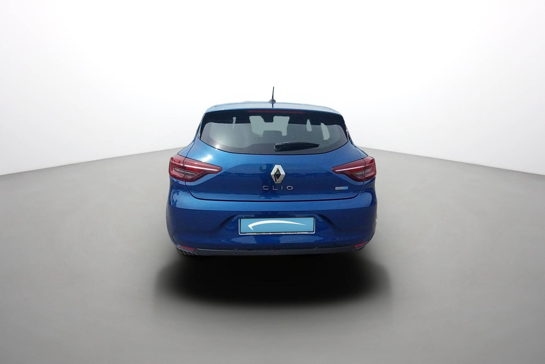 Vente en ligne Renault Clio 5 Clio E-Tech 140 - 21N au prix de 15 490 €