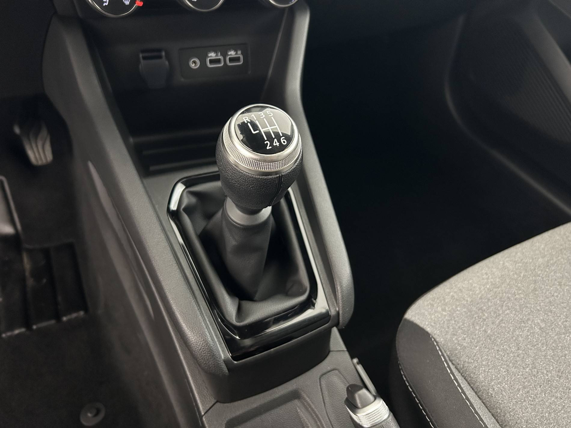 Vente en ligne Renault Clio 5 Clio TCe 90 ch GSR2 au prix de 15 390 €