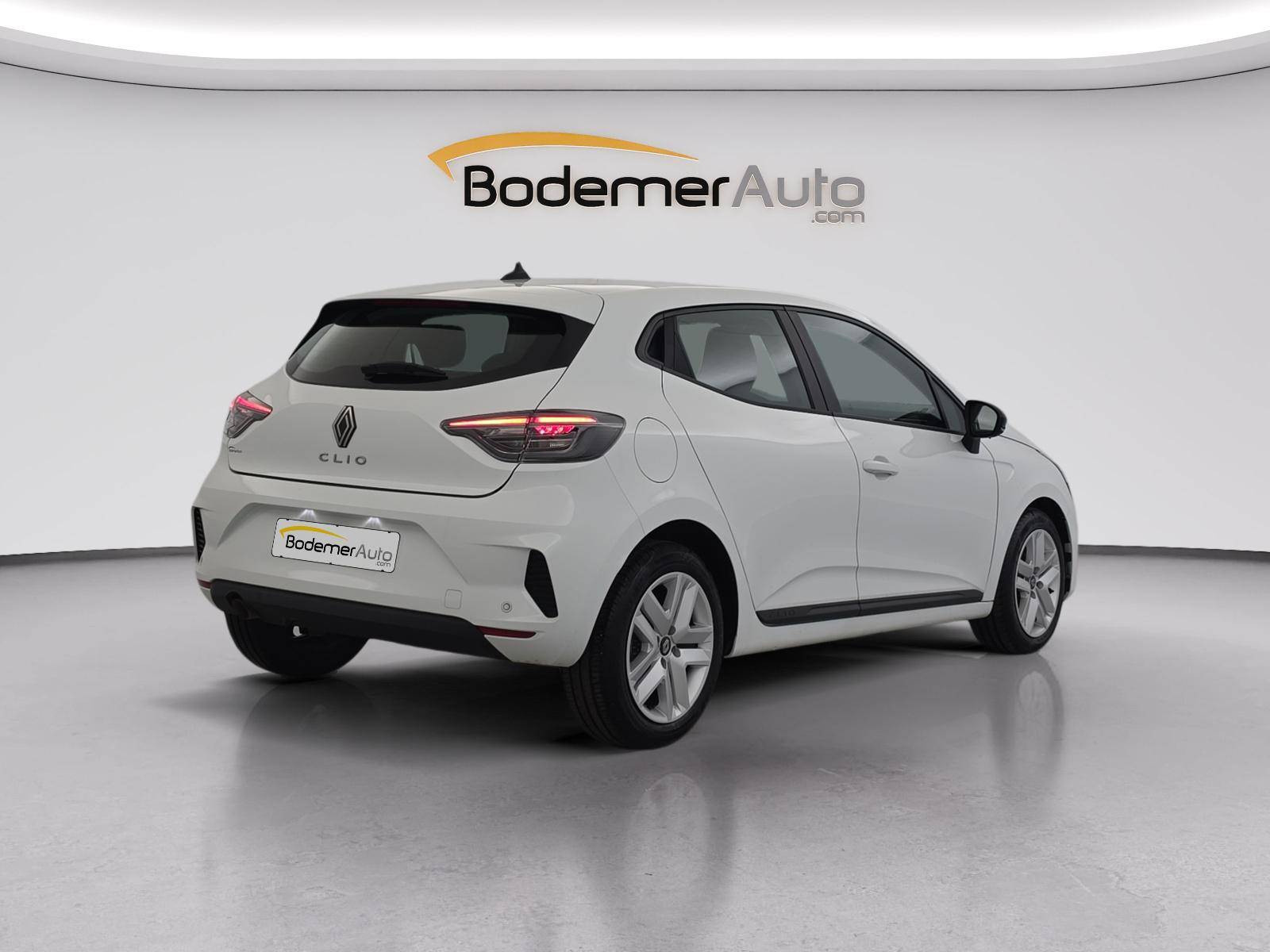 Vente en ligne Renault Clio 5 Clio TCe 90 au prix de 14 850 €