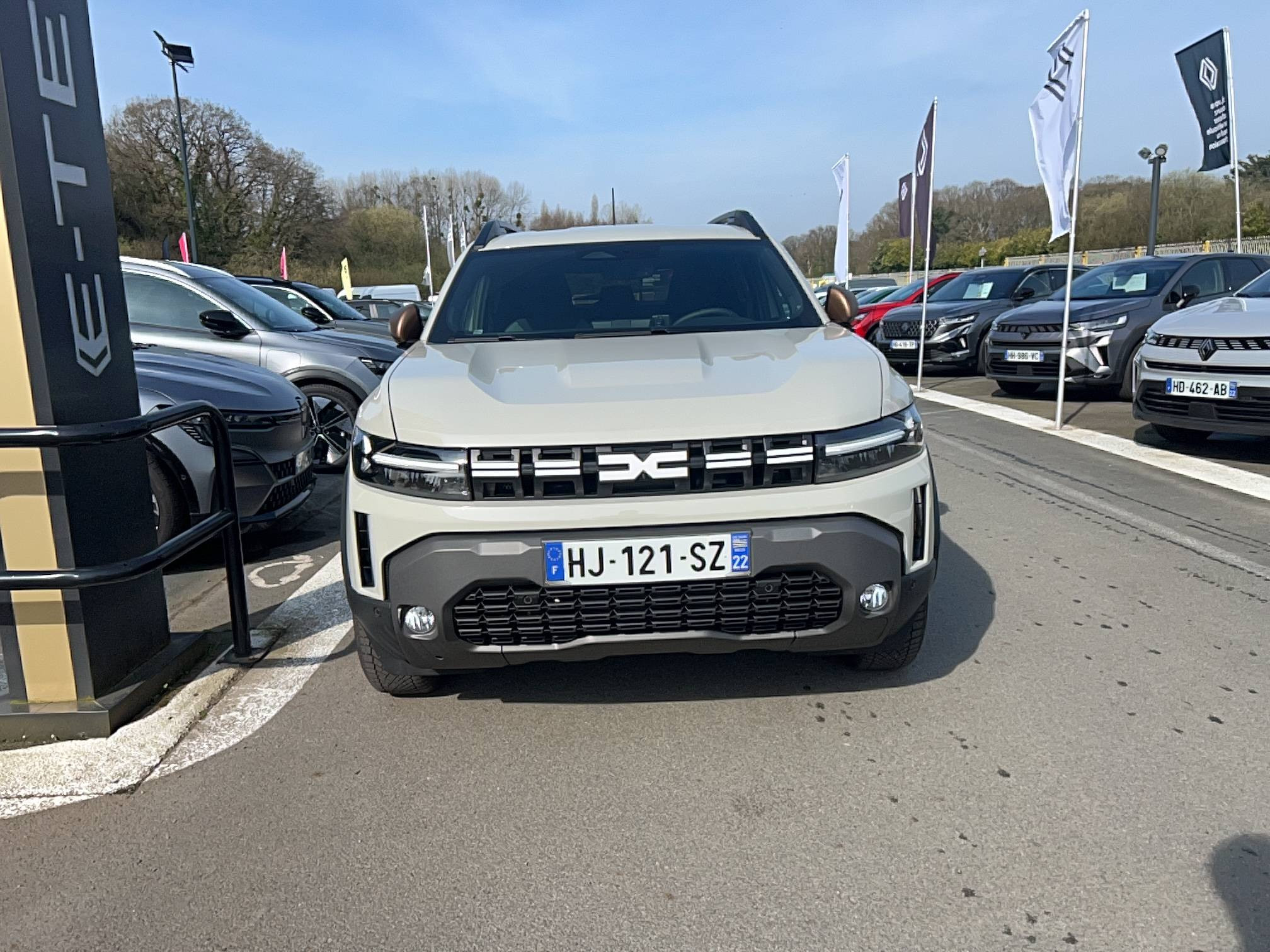 Vente en ligne Dacia Duster  Hybrid-G 150 4x4 au prix de 32 600 €