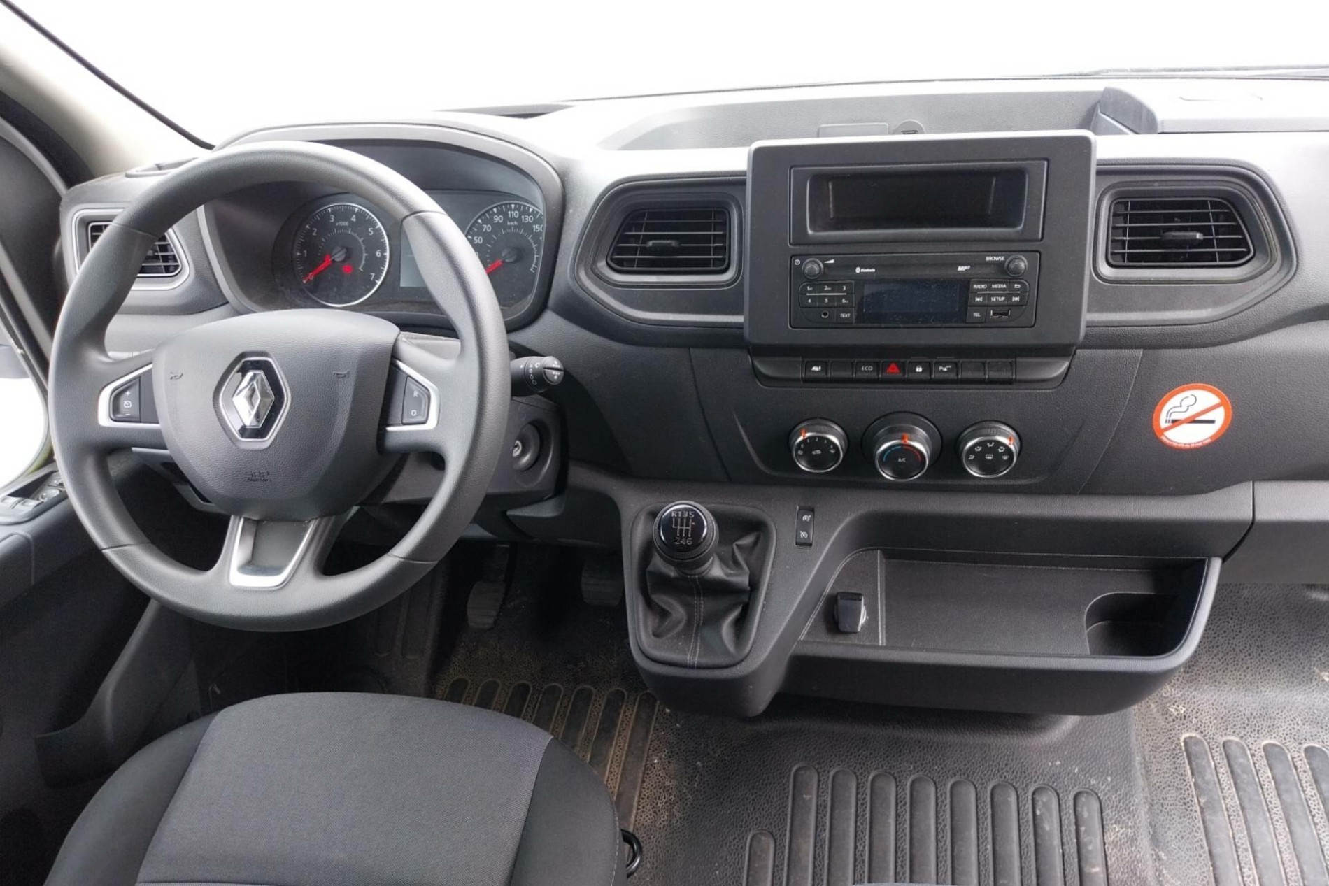 Vente en ligne Renault Master Fourgon MASTER FGN TRAC F3500 L2H2 BLUE DCI 135 au prix de 23 490 €