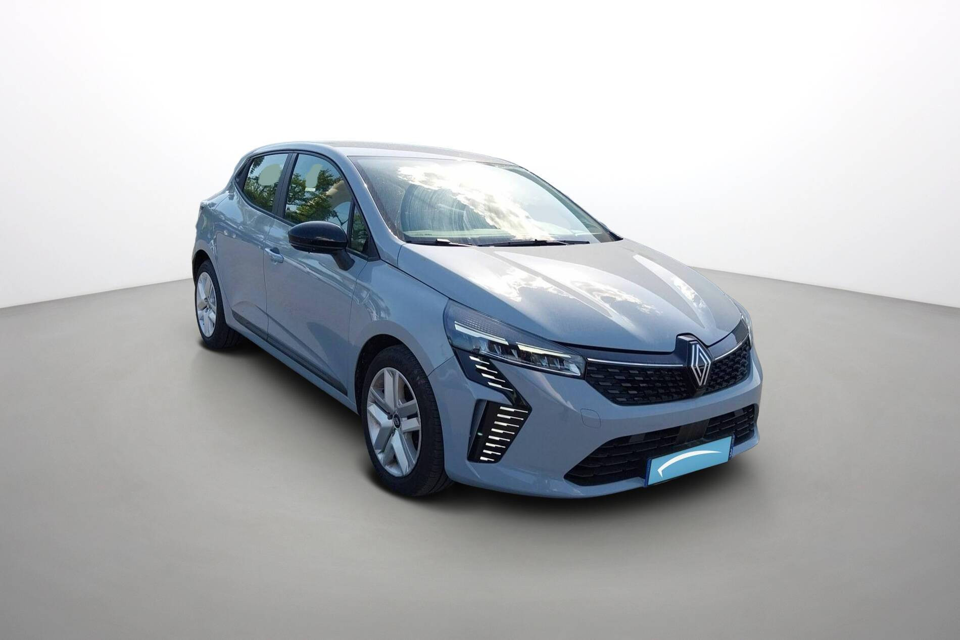 Vente en ligne Renault Clio 5 Clio TCe 90 au prix de 15 790 €