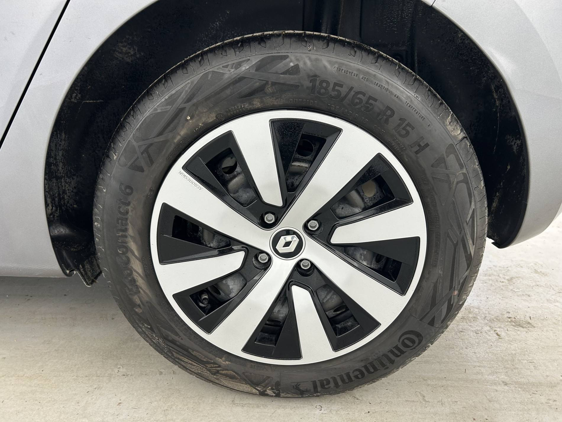 Vente en ligne Renault Clio 5 Clio TCe 90 au prix de 14 490 €