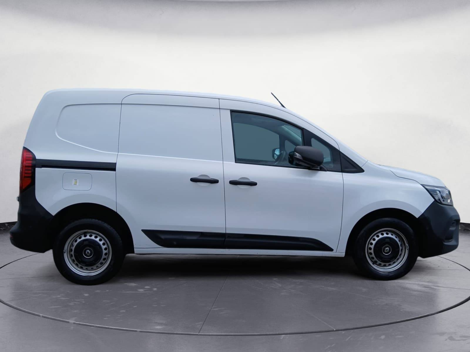 Vente en ligne Renault Kangoo Van  BLUE DCI 95 au prix de 18 999 €