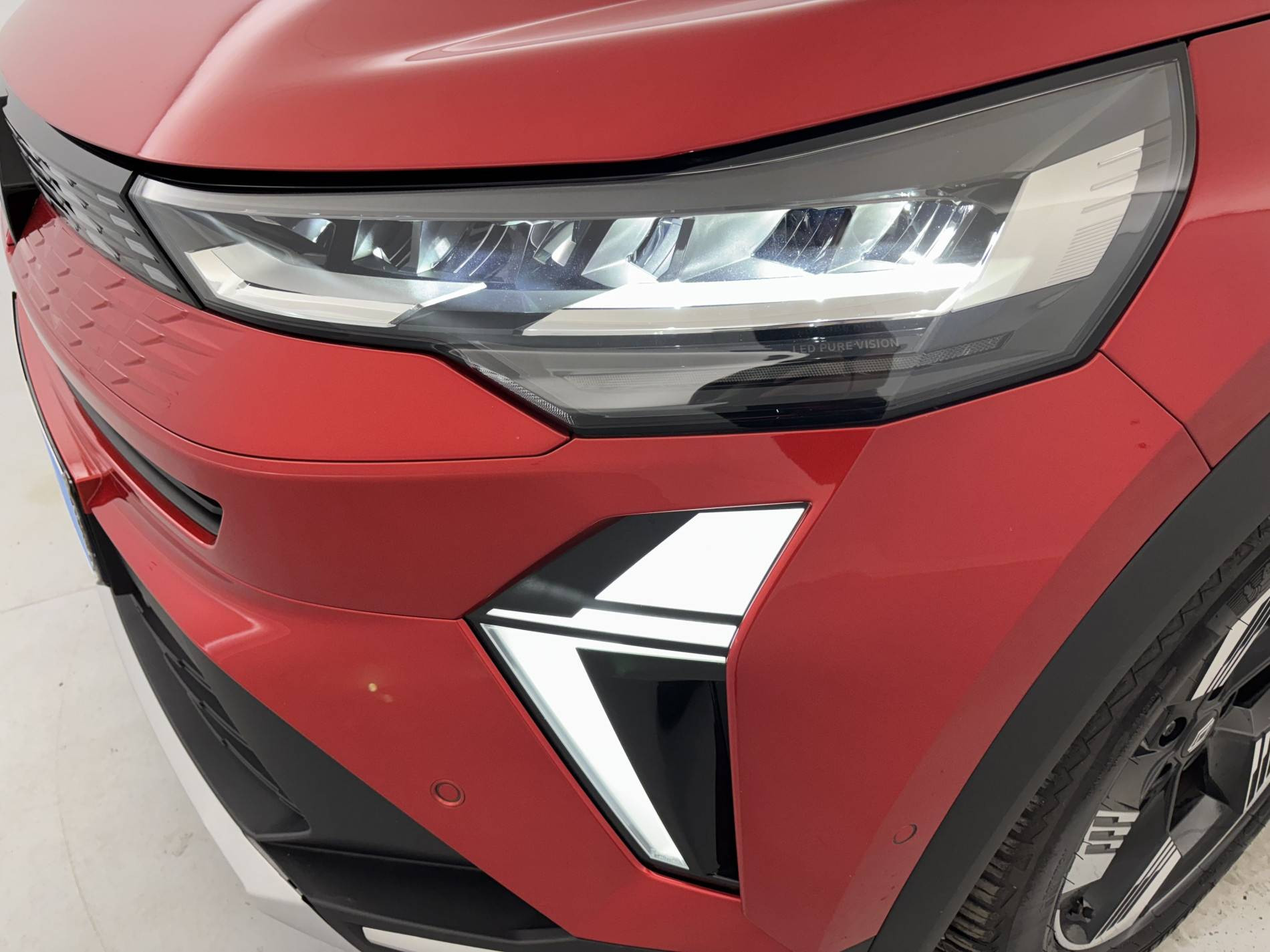 Vente en ligne Renault Symbioz  E-Tech full hybrid 145 au prix de 27 990 €