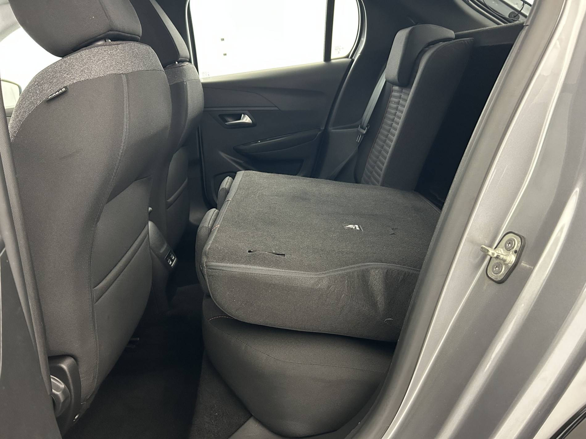 Vente en ligne Peugeot E-208 208 Electrique 50 kWh 136ch au prix de 12 390 €