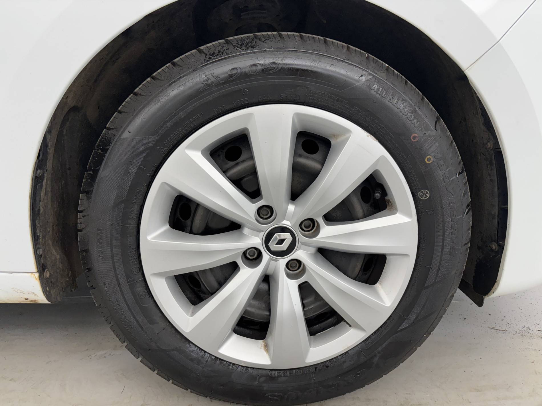 Vente en ligne Renault Clio 5 Clio SCe 65 au prix de 10 990 €